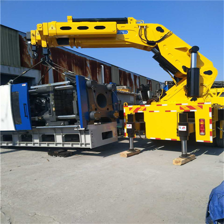 崇阳 大吨位折臂吊出租费用解析：一小时租赁多少钱