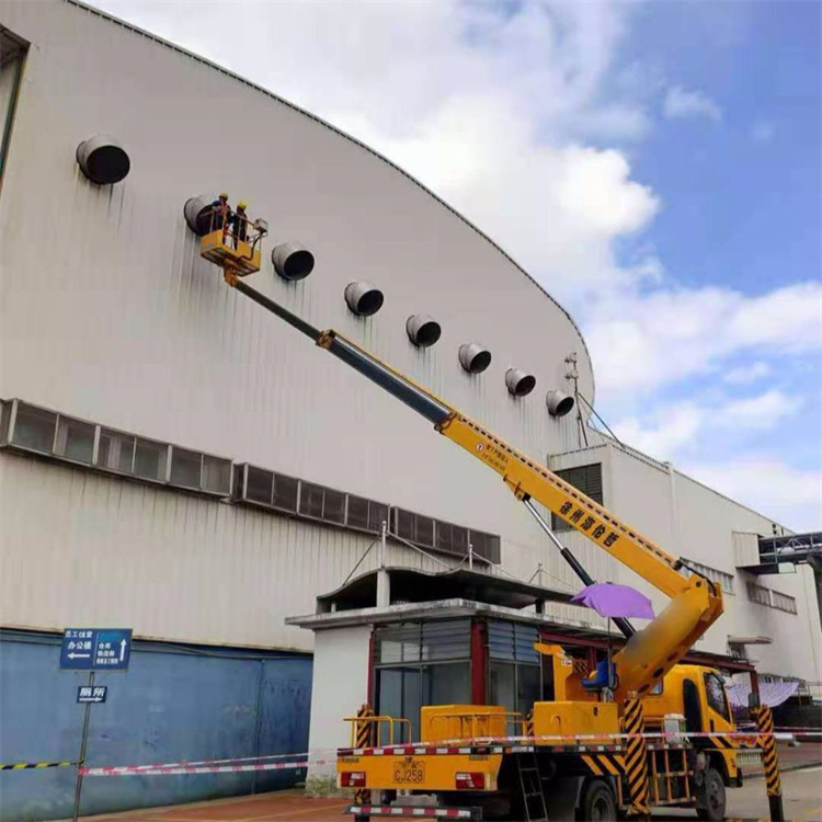 崇阳高空作业车出租服务：专业广告牌安装解决方案