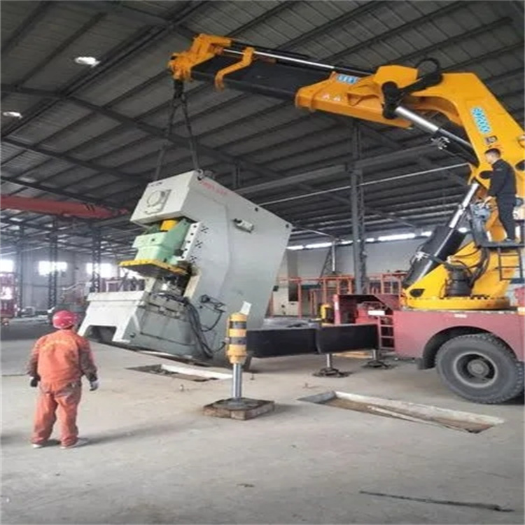 崇阳80吨折臂吊车出租附近电话