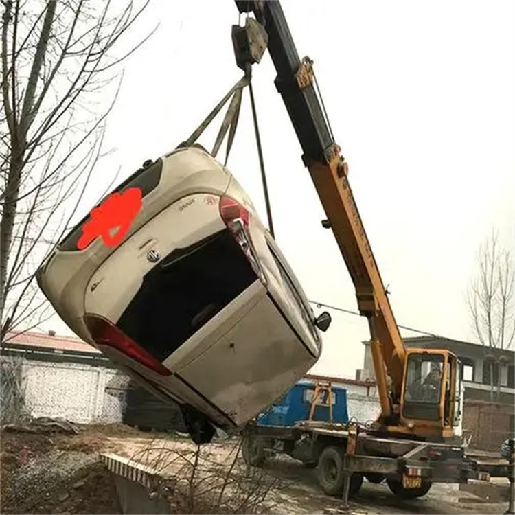 崇阳随时待命，吊车24小时道路救援服务全解析