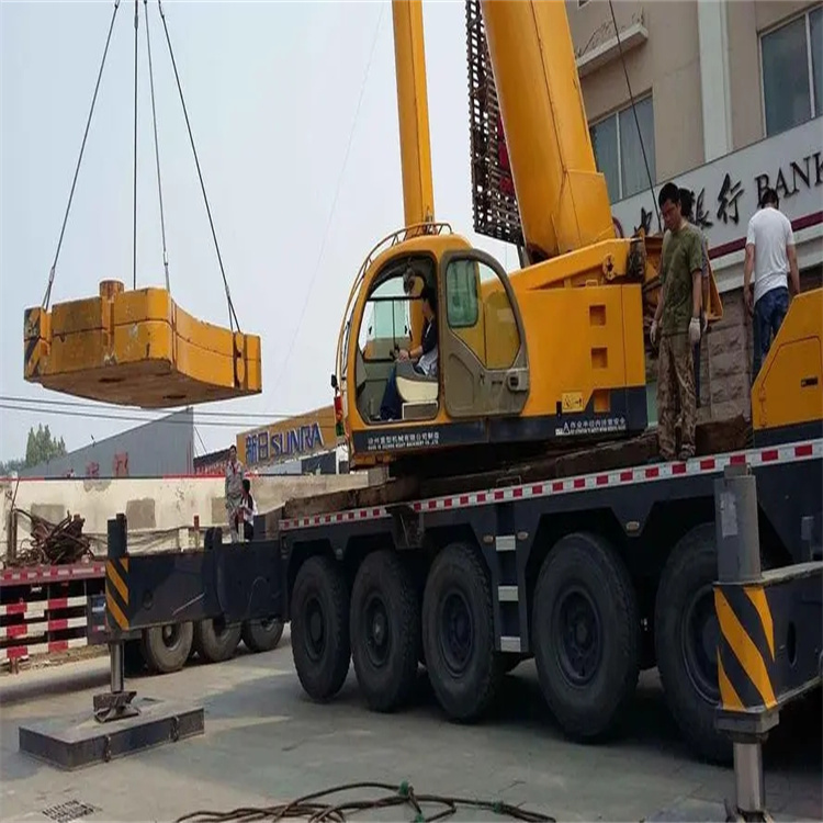 崇阳当地吊车出租|机器吊装|75吨|工厂搬迁服务